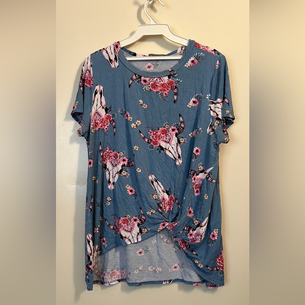 Panhandle Cowskull Knot Top 🌸